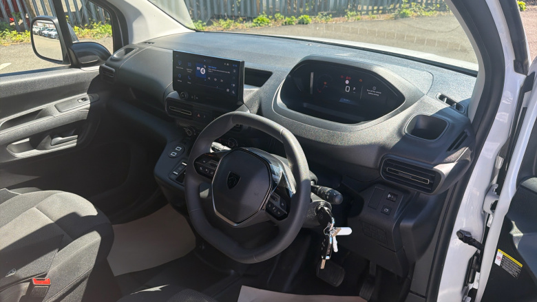 Peugeot Partner Standard Diesel 1.5 BlueHDi 130 Professional Van EAT8